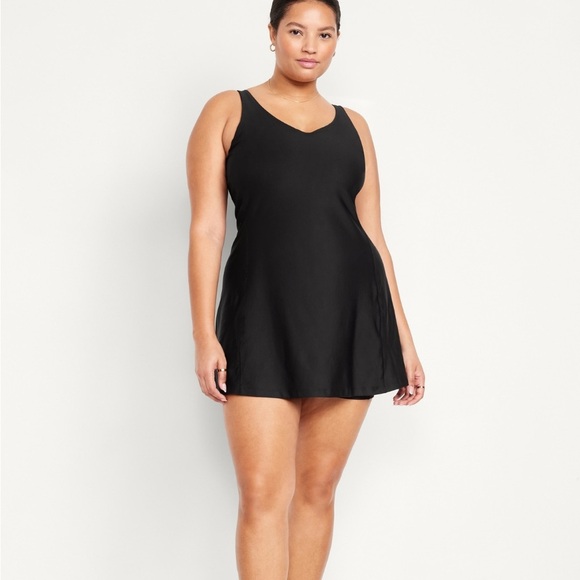 Old Navy Black Powersoft Athletic Dress with Built in Shorts Large Skort bottom - Picture 12 of 15